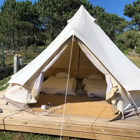& Glamping Muineira 3* O Grove