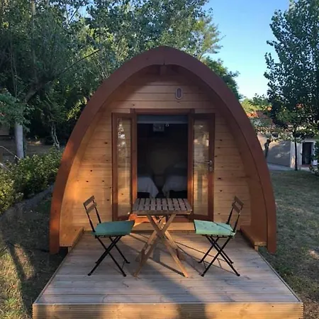& Glamping Muineira