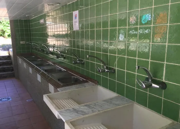 & Glamping Muineira 3* O Grove